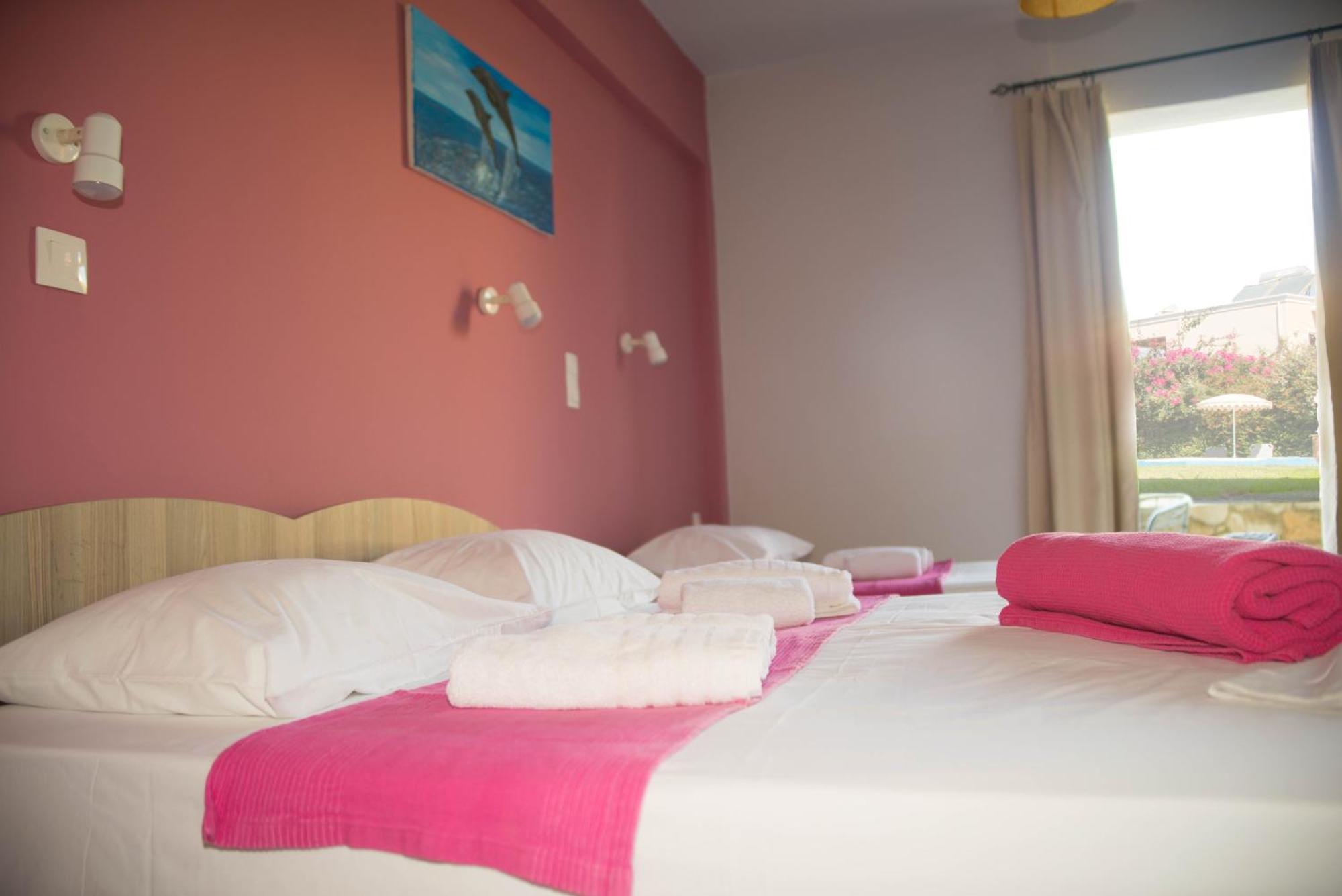 Nereides Hotel Kolymbari Dış mekan fotoğraf